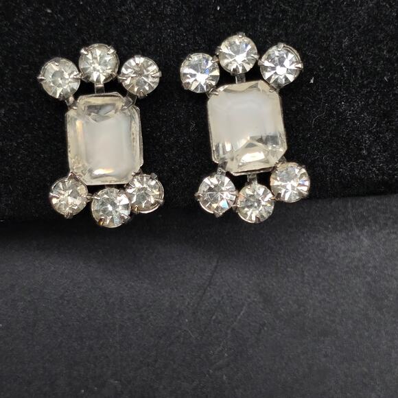 Weiss Clear White Givre Rhinestone Screw Back Earrings Vintage Glam Costume - Picture 3 of 6
